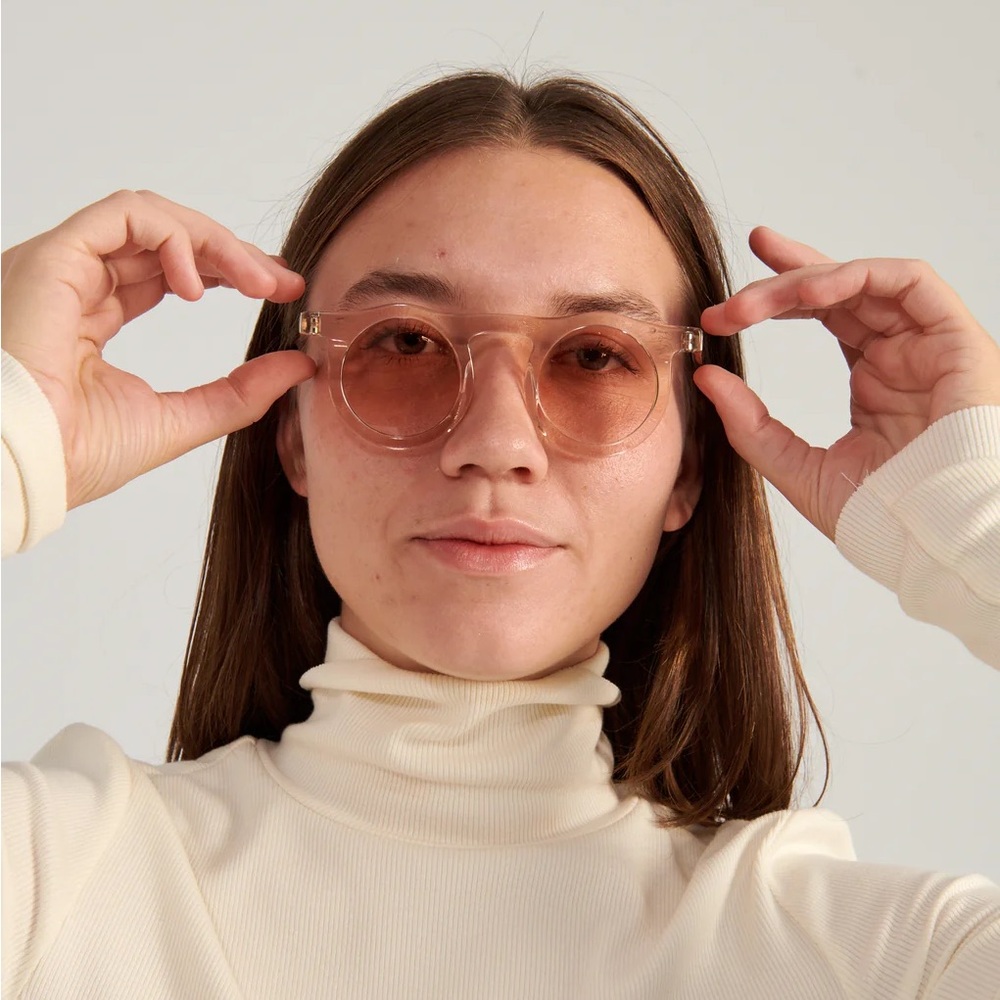 CARLA COLOUR Lind Sunglasses - Rhinestone Peach NWOT Limited Edition - Picture 7 of 8